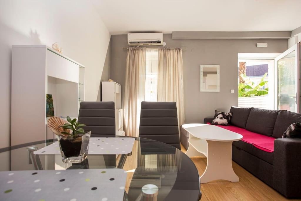Appartement Apartman Den,Rovinj Oaza U Centru Grada I Besplatnim Parkingom Extérieur photo